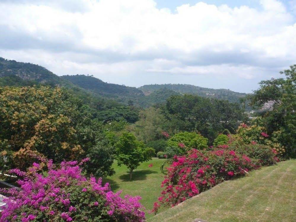 Volta Hotel Akosombo Extérieur photo